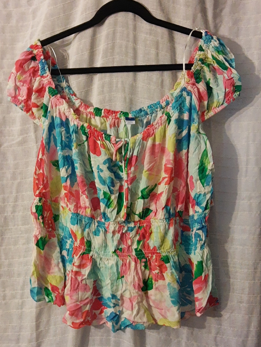 Old Navy Multicolor Floral Peplum Off-Shoulder Top